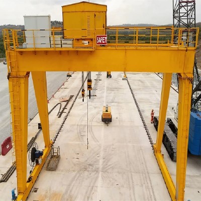 10 Ton Double Girder Gantry Crane for Indonesia Rail Yard 18m Span