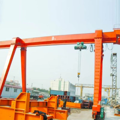 16 Ton 8m Lift Height Gantry Crane Italy Portside Logistics