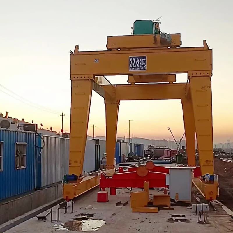 32 Ton Double Girder Gantry Crane with Cabin for Warehouse in Vietnam