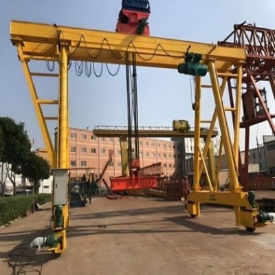 Low cost 3 ton mobile gantry crane ideal for Kenya workshops