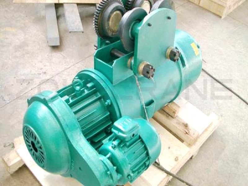 Low-Noise Operation Electric Wire Rope Hoist for Improved Work Environment