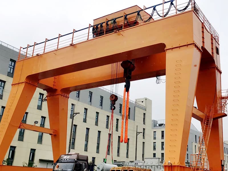 35 Ton Double Girder Gantry Crane, 40m Span for Heavy Machinery