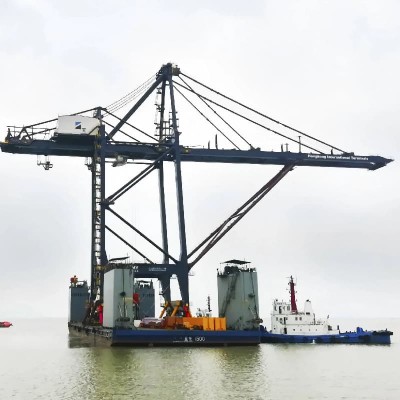 65-Ton Super Post-Panamax STS Crane with 55m Outreach
