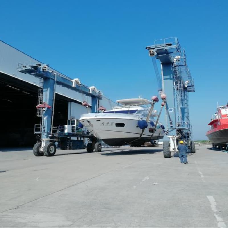 Compact Mobile Boat Crane with 50 Ton Lifting Capacity and 5 Meter Span