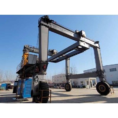 SC-75 75 Ton Compact Straddle Carrier for Factory & Warehouse in Thailand