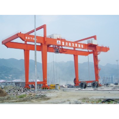 40 Ton Rail Mounted Container Gantry Crane 18m Main Hook Lift (Low Profile)