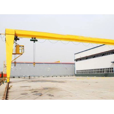 BMH Semi-Gantry Crane - 7.5 Ton Capacity, 5m Hoist Height, 8m Span