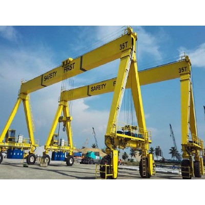 100T A-Frame Rubber Tyred Gantry, 32m Span, 13m Lift