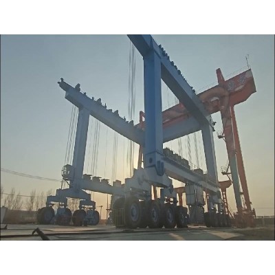 100 Ton All-Purpose Marine Hoist, 22m Lift & 28m Span