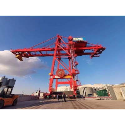 55 Ton STS Crane – 25m Lift, 58m Outreach, For Large Vessels