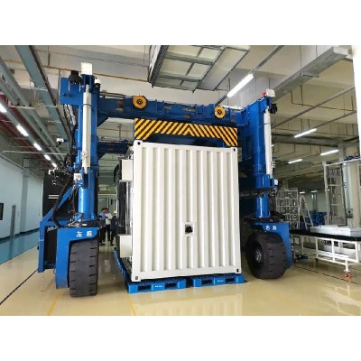 Modern Aesthetic Straddle Carrier Combining Sleek Design