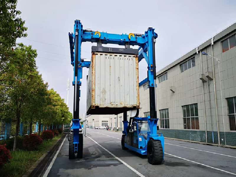 EL35 35T Container Straddle Carrier for Turkey 4.4m Lift 3.2m