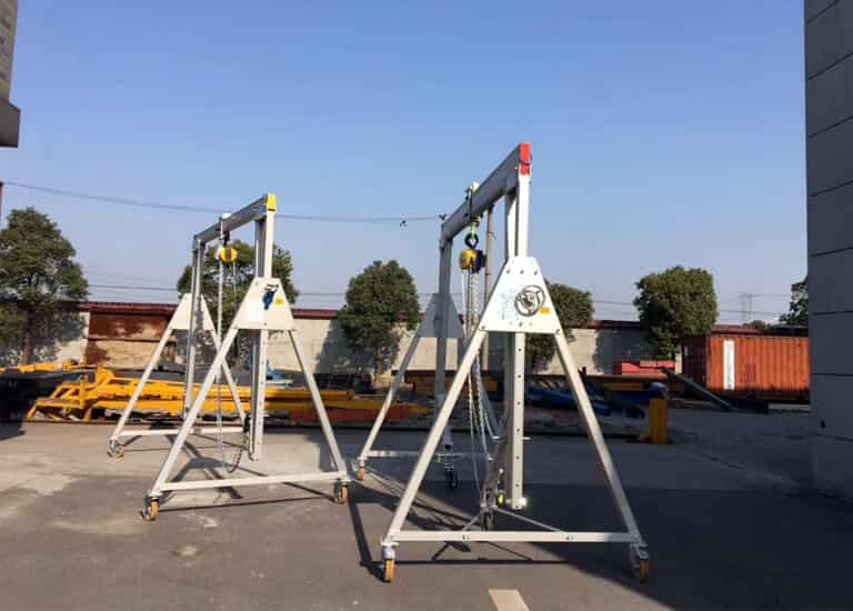 500kg Foldable Portable Gantry Crane Aluminum with Casters Span 4m Height 4m