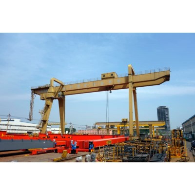 5t MG Double Girder Gantry Crane 12m Lift 26m Span for UAE
