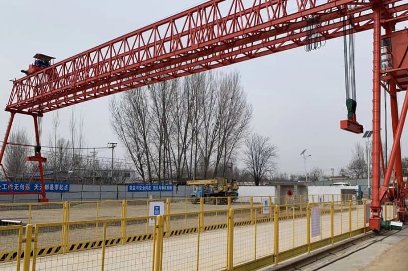 5t Truss Girder Double Girder Gantry Crane 12m Lift 26m Span UAE