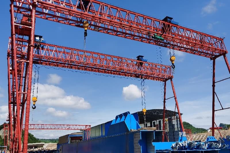 5t Truss Girder Double Girder Gantry Crane 12m Lift 26m Span UAE