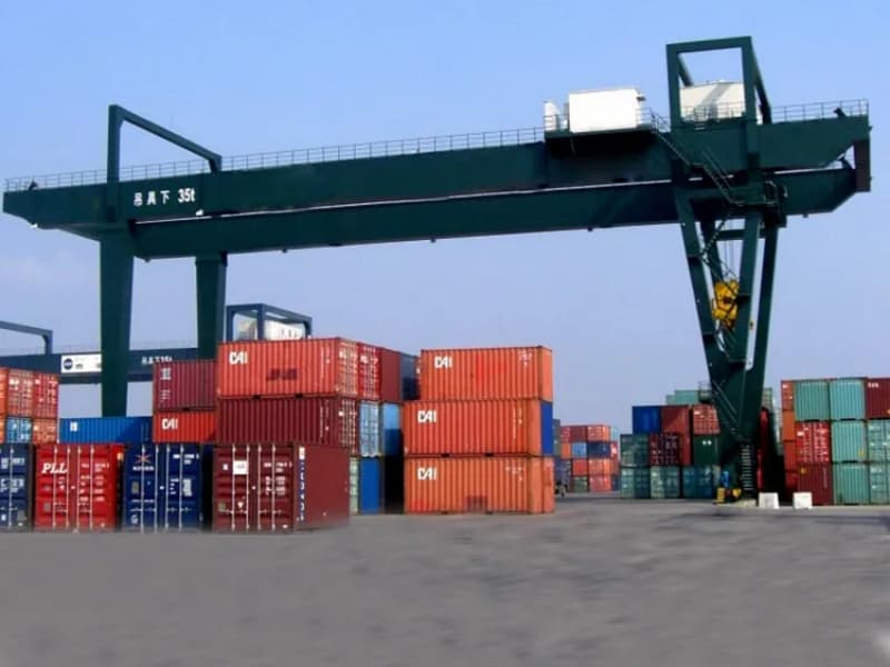 16t U-Shaped Double Girder Gantry Crane 10m Lift 35m Span Vietnam