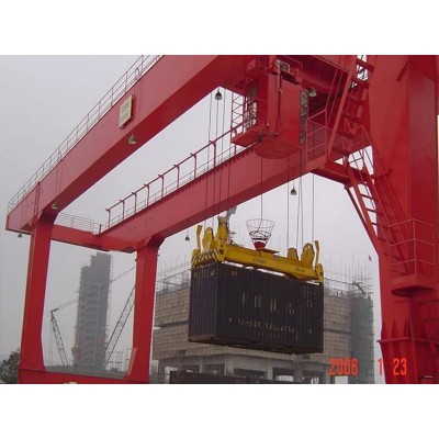 16t U-Shaped Double Girder Gantry Crane 10m Lift 35m Span Spain