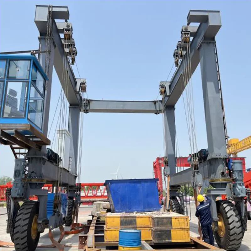 70t Rubber-Tired Container Gantry Crane 15.5m Lift 23.47m Span Nigeria