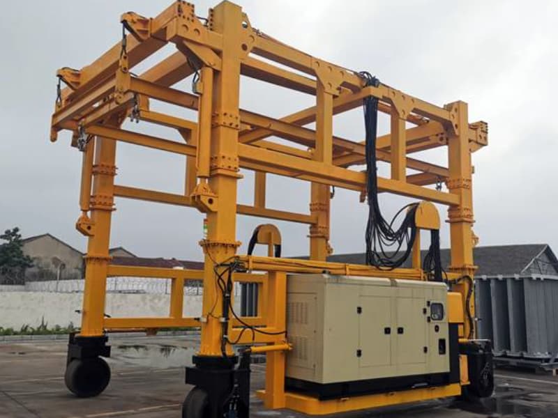 35t Straddle Carrier 10m Lift Container Stacking Port Terminal USA